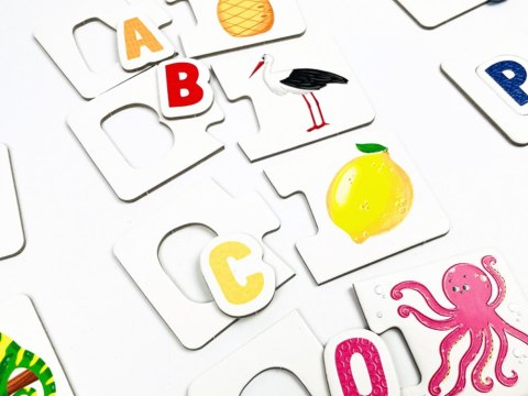 Kapitan Nauka Kapitan Nauka Puzzle sensoryczne Literki - dotykam, układam i uczę się ZA6086