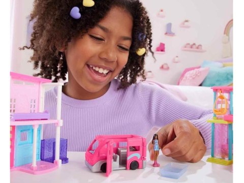 Mattel Mattel Mini Barbie Land Lalka turystka + autko kamper ZA6038 C