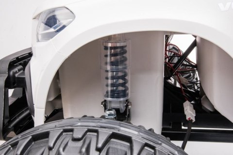 LEAN CARS Auto Na Akumulator Mercedes DK-MT950 4x4 Biały