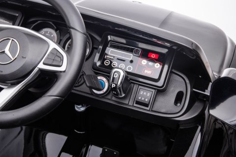 LEAN CARS Auto Na Akumulator Mercedes DK-MT950 4x4 Czarny Lakierowany