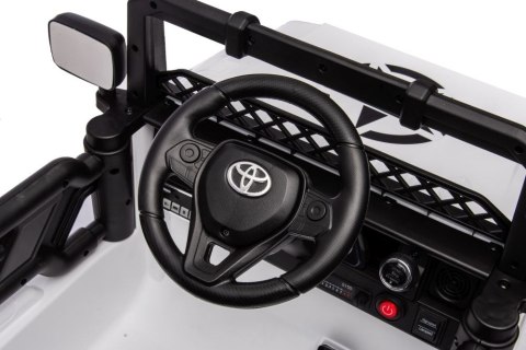 LEAN CARS Auto Na Akumulator Toyota FJ Biała 4x4