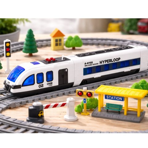 LEAN Toys Pociąg Pasażerski Tory Do Skręcania Majsterkowania DIY Dźwięki Światła