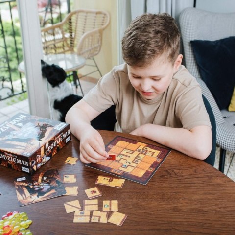 Trefl Gry Gra rodzinna Tajemnicze Podziemia Trefl 02305