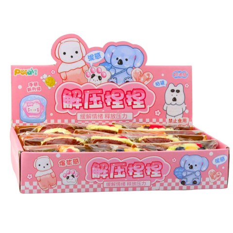 LEAN TOYS Gniotek Ciasto Z Owocami Tort Dekoracyjne Elastyczne Ozdoba 6 x 7 cm