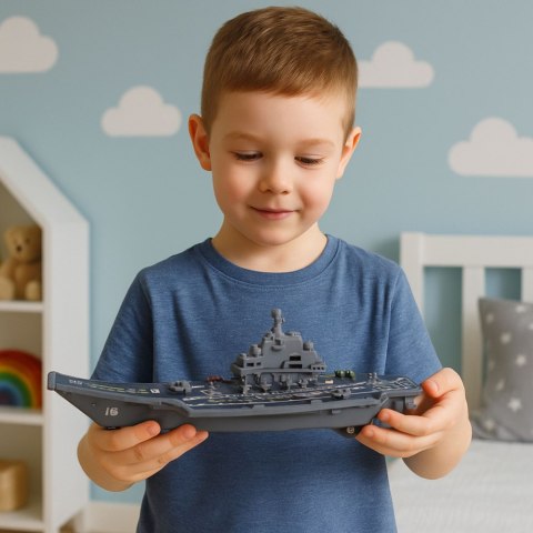 LEAN TOYS Lotniskowiec Militarny Wojskowy Napęd Światła Dźwięki 24 cm