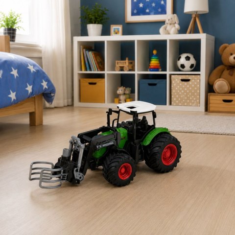 LEAN Toys Traktor Rolniczy Farmerski z Chwytakiem Do Bel Gumowe Koła Zielony 1:24