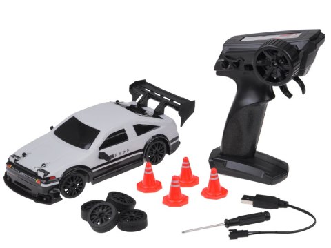 JOKOMISIADA Zdalnie sterowany samochód sportowy 4x4 z funkcją driftu 1:24 RC0796