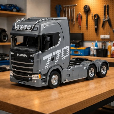 HUINA Ciągnik Siodłowy Scania Zdalnie Sterowany RC Huina 1501 Szary Srebrny 1:18