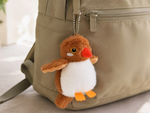 JOKOMISIADA Pluszowy Ptaszek Brązowy Kazik z Piszczałką Zawieszka 13 cm ZA6426