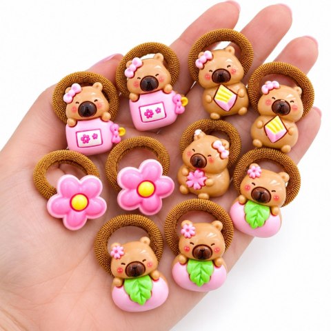 LEAN TOYS Gumki Do Włosów Z Kapibarą Różowe Elementy Zestaw Gumeczki 10 szt.