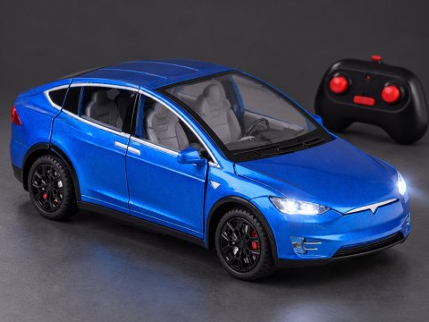 JOKOMISIADA Autko Tesla Model X RC 1:22 metalowy samochód na pilota LED dym RC0772