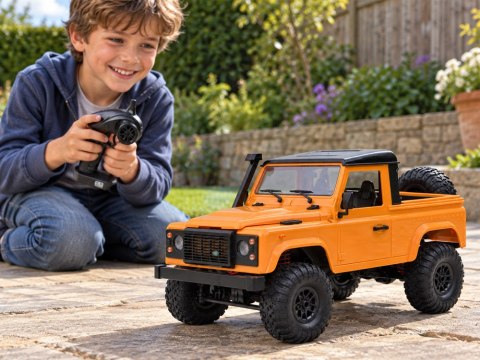 JOKOMISIADA Samochód zdalnie sterowany 2w1 LAND ROVER Defender 90 4x4 Skala 1:12 RC0760