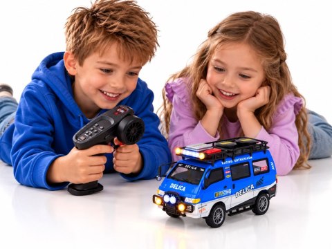 JOKOMISIADA Samochód zdalnie sterowany Mitsubishi Delica 1:24 Terenowy van RC0805
