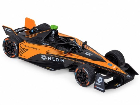 JOKOMISIADA AUTO metalowe Model bolidu NEOM McLaren Formula E 1:24 ZA6397