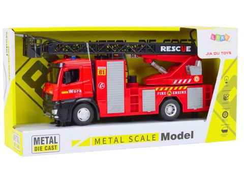 LEAN Toys Wóz Strażacki Z Wysięgnikiem Światła Dźwięki Woda Czerwony